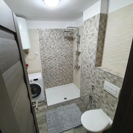 Portul Turistic Μανγκάλια